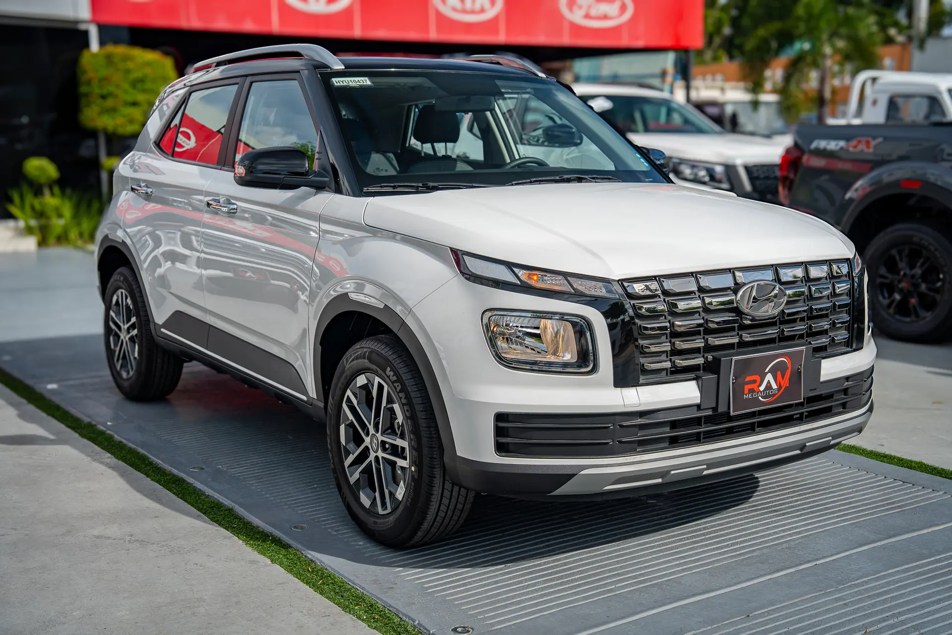 Hyundai Venue Doble Tono 2025 - Imagen 18