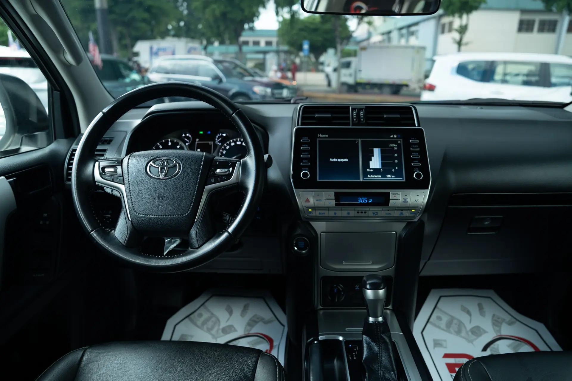 Toyota Land Cruiser Prado TXL 2024 - Imagen 3