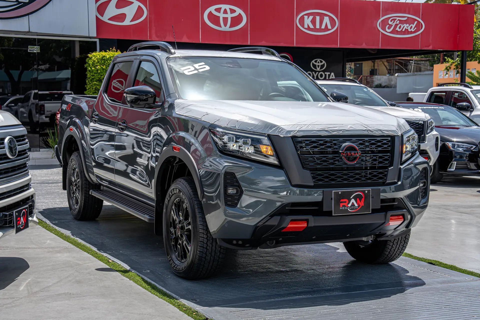 Nissan NAVARA PRO-4X 2025 - Imagen 15